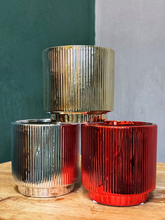 Metallic ribbed pots- 9cm diameter